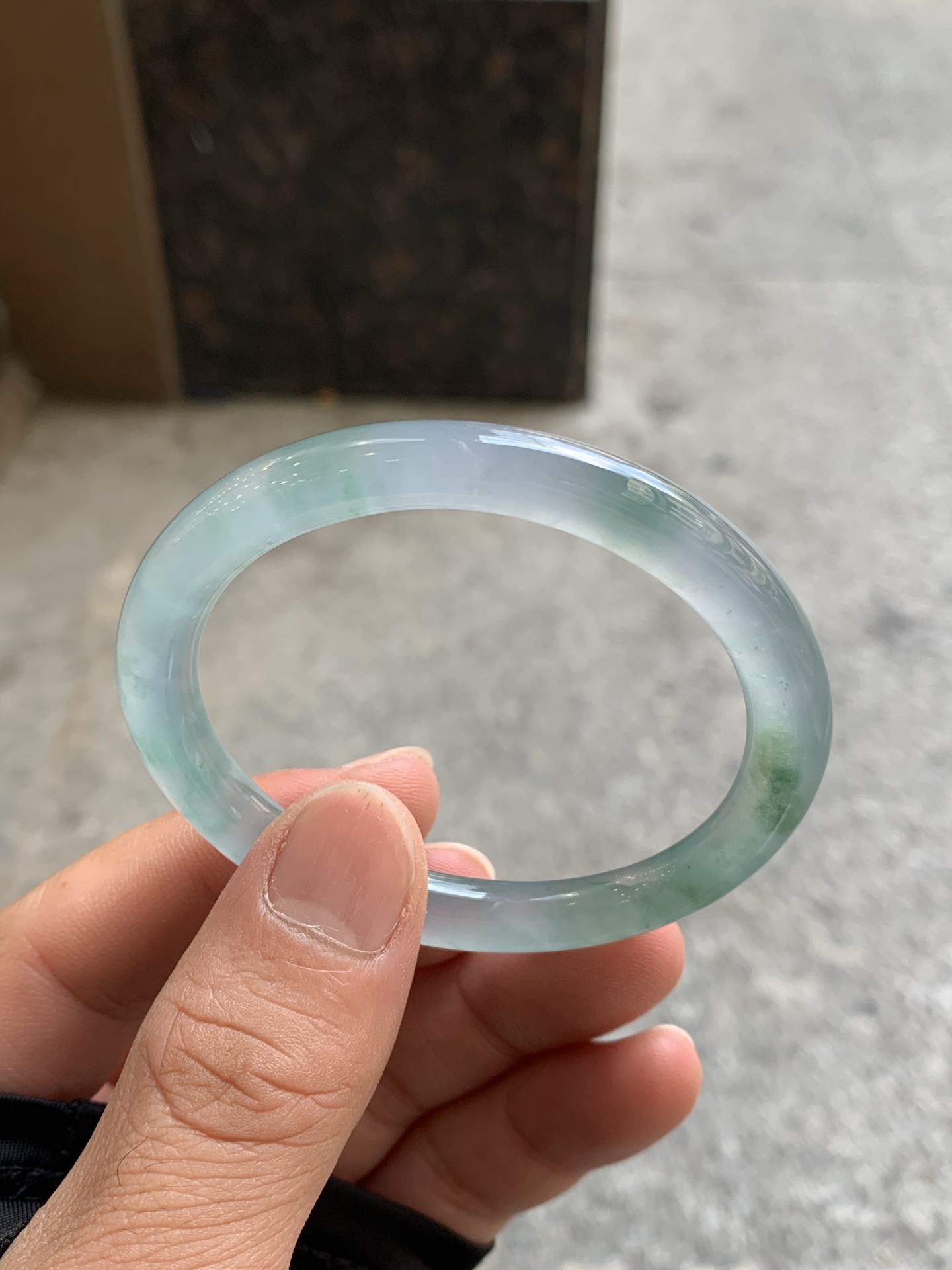 飘花贵妃圆条 53.6-45.2-7.2-7.2 1008-118ML0462 打灯有纹