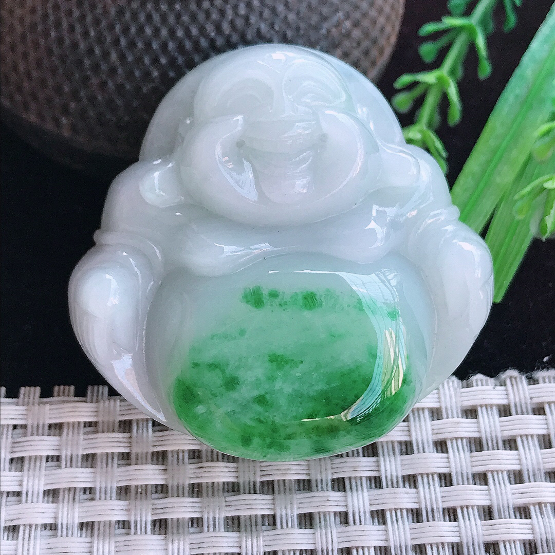 实拍A货翡翠47.8/50/14.2老坑精美辣阳绿大佛公吊坠翡翠玉牌挂件