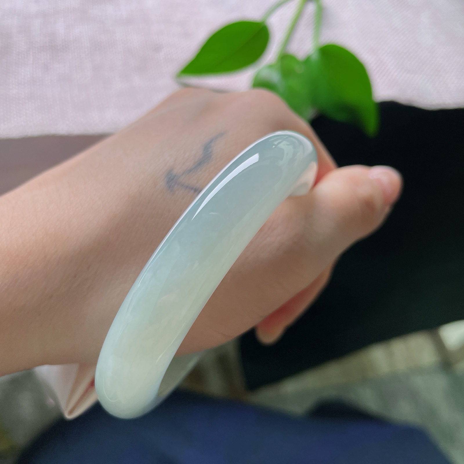 #限时优惠#55.5/12/9.1，淡绿底正圈，清浅伊人，素雅秀丽，端庄大方，种老ss59126a