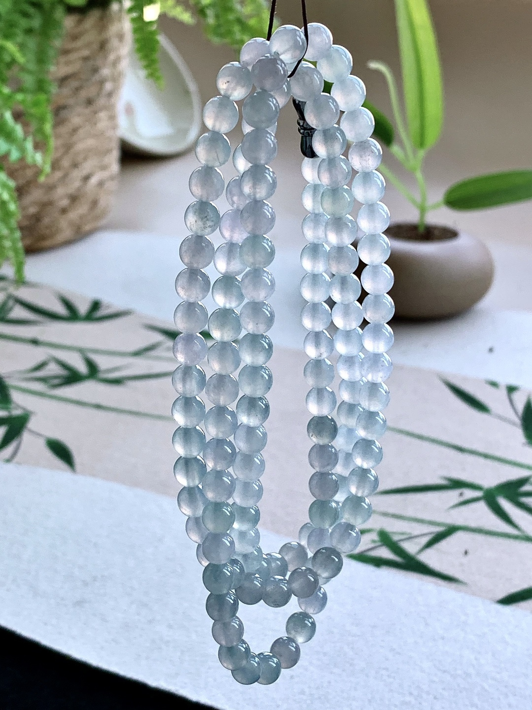 【珠子】️冰晴水珠链圆珠子珠链 【说明】缅甸 性比高 【尺寸】5.8mm，35cm 【重量】43克