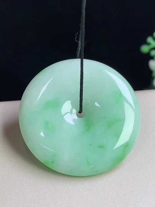 飘绿平安扣，无裂，尺寸32.7-5.7mm，S08yja