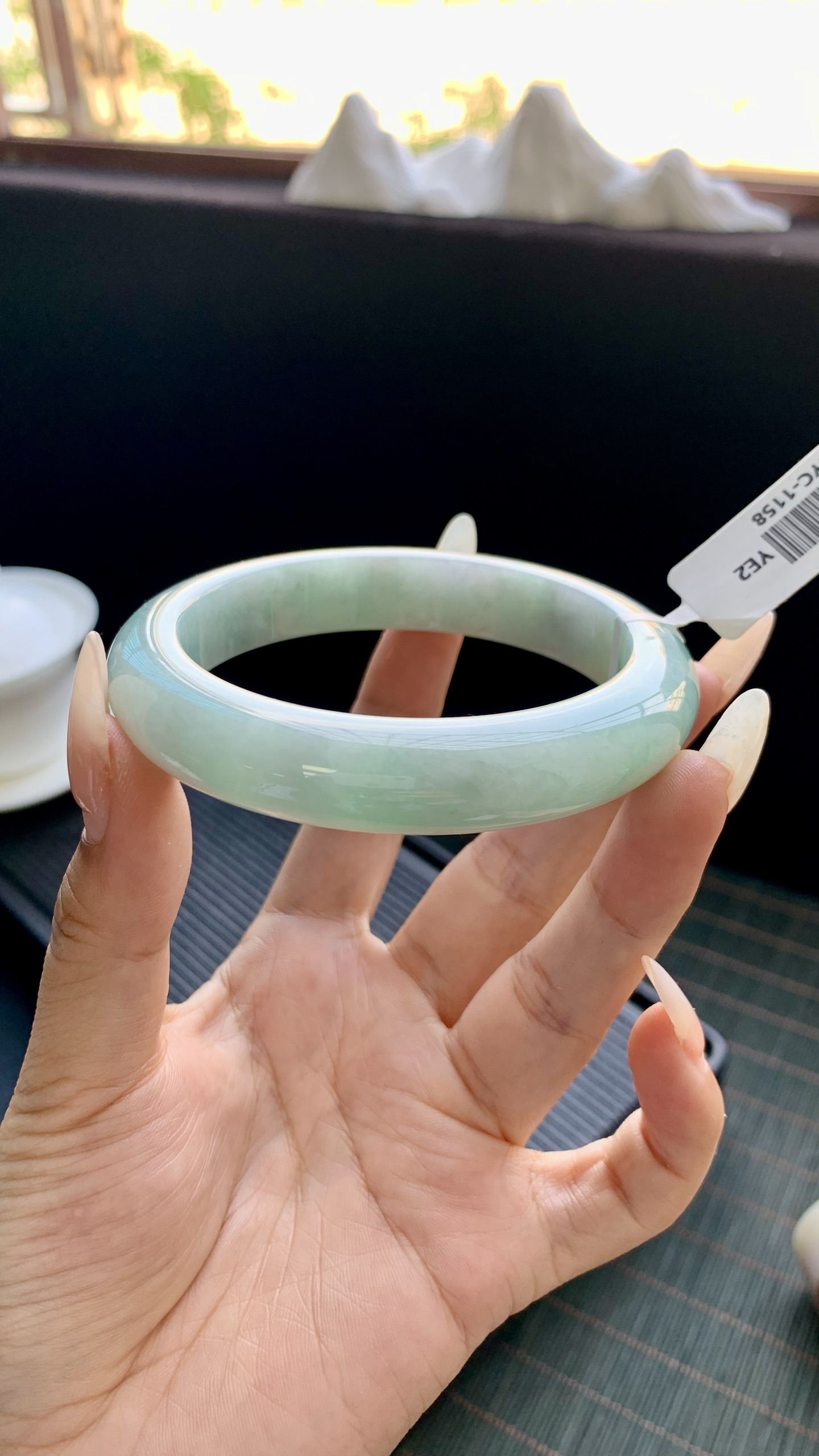 宽版晴绿正圈手镯成品 HYC-1158 尺寸：60-13-10