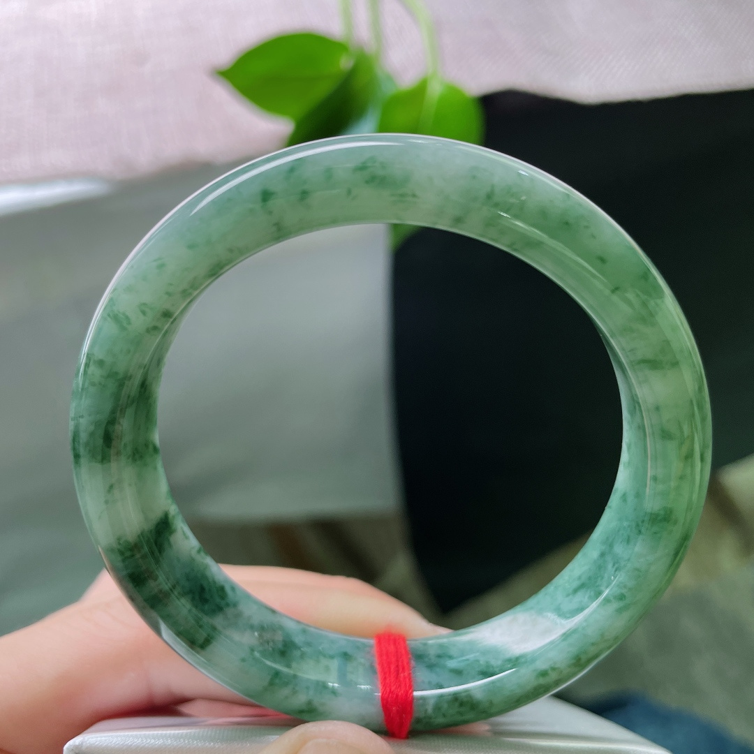 55/12.5/8.1飘花正圈，水润细腻，繁华落尽，沉稳贵气，无裂，ss57400a