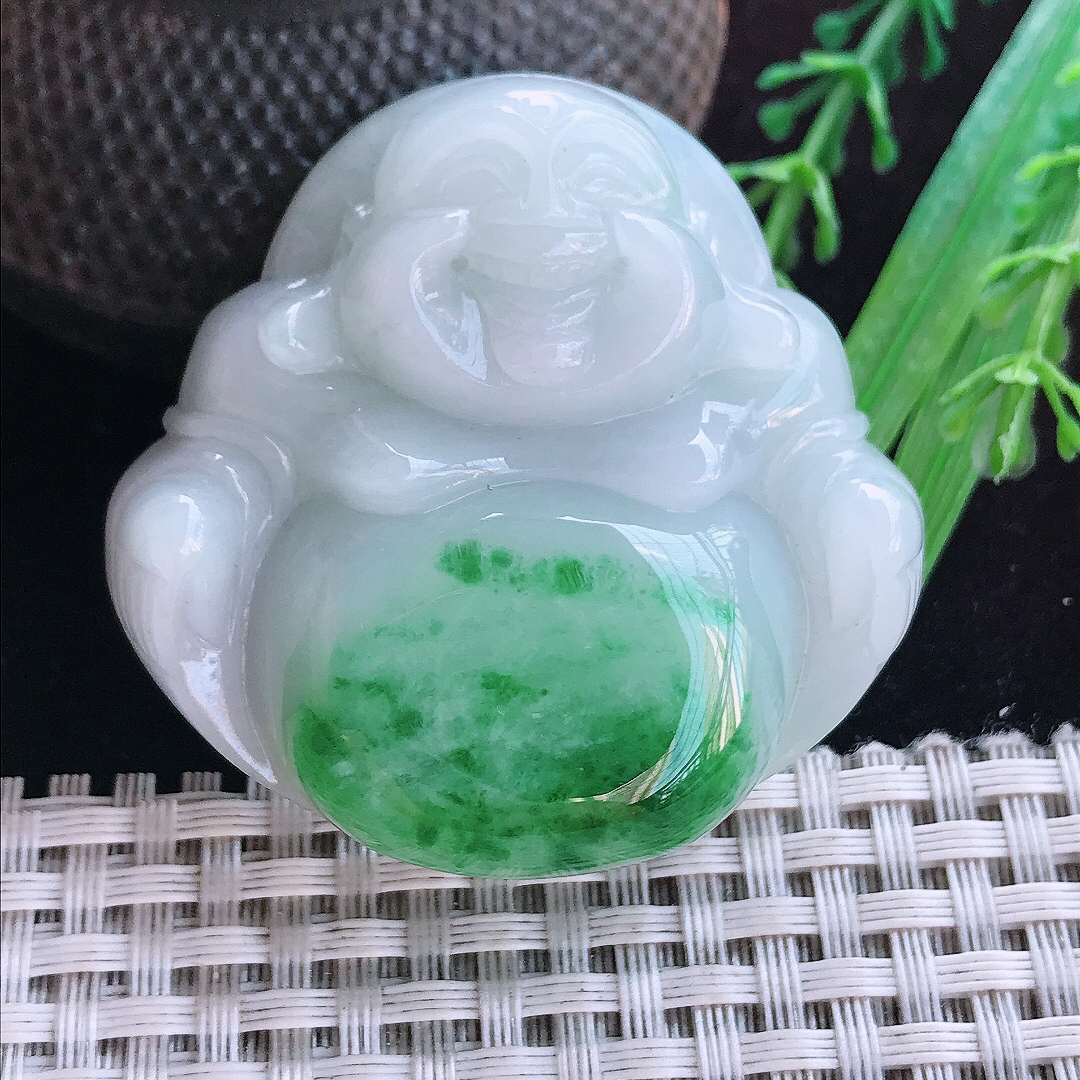 实拍A货翡翠47.8/50/14.2老坑精美辣阳绿大佛公吊坠翡翠玉牌挂件
