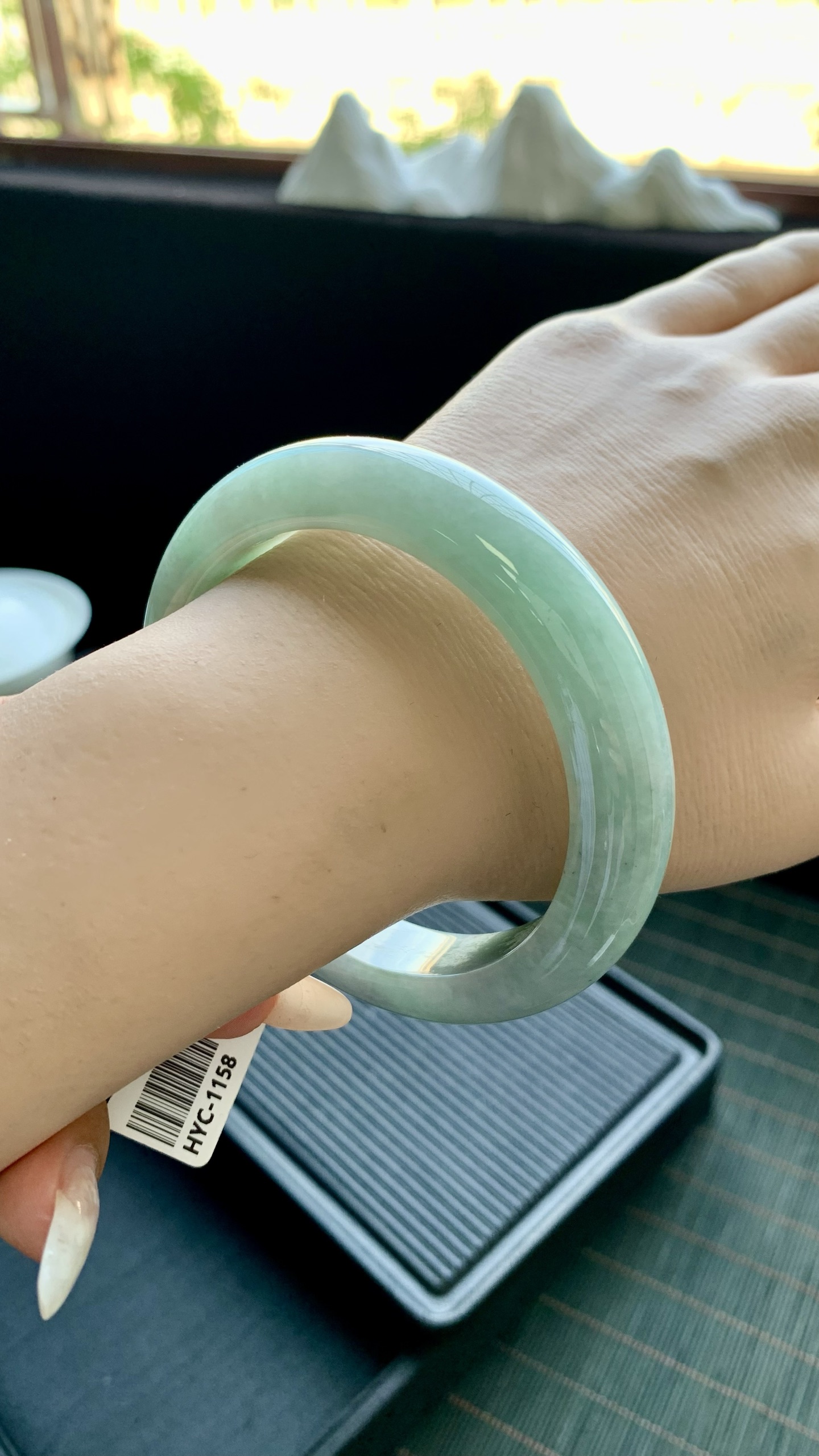 宽版晴绿正圈手镯成品 HYC-1158 尺寸：60-13-10