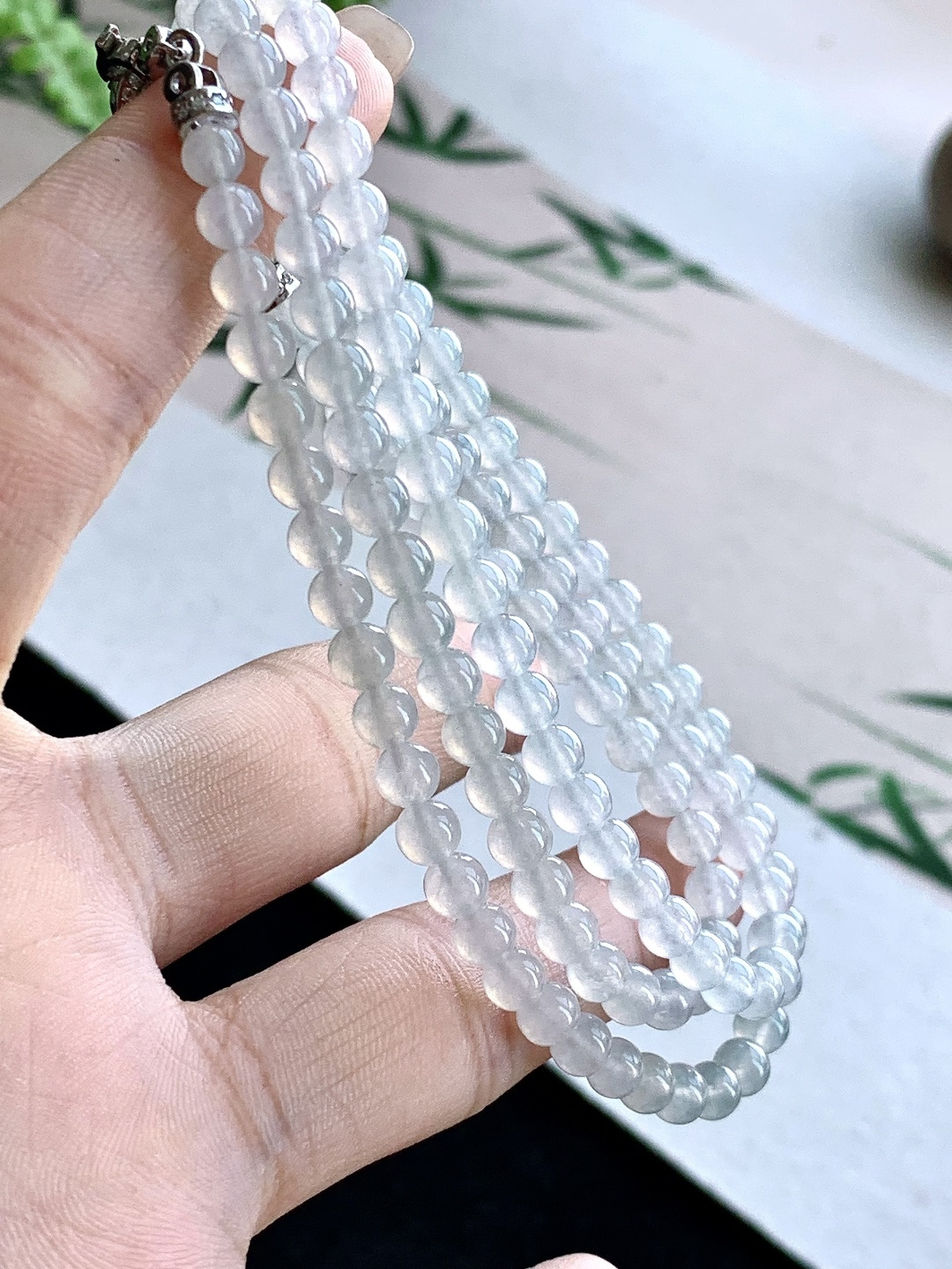 【珠子】️白冰珠链圆珠子珠链 【说明】缅甸 性比高 【尺寸】4.7mm，32cm 【重量】26.7克