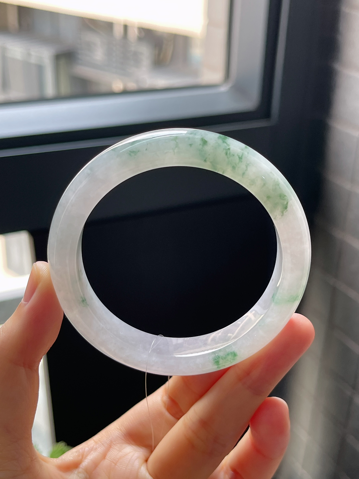 正圈54圈口，翡翠冰糯种飘花手镯