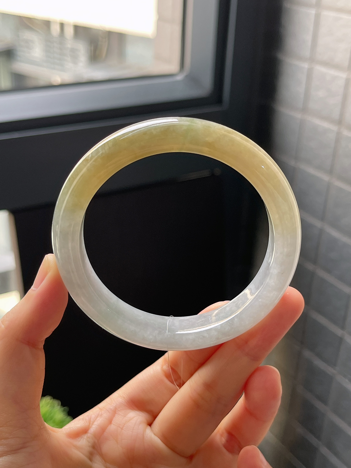 正圈56.2圈口，翡翠糯化种黄色手镯