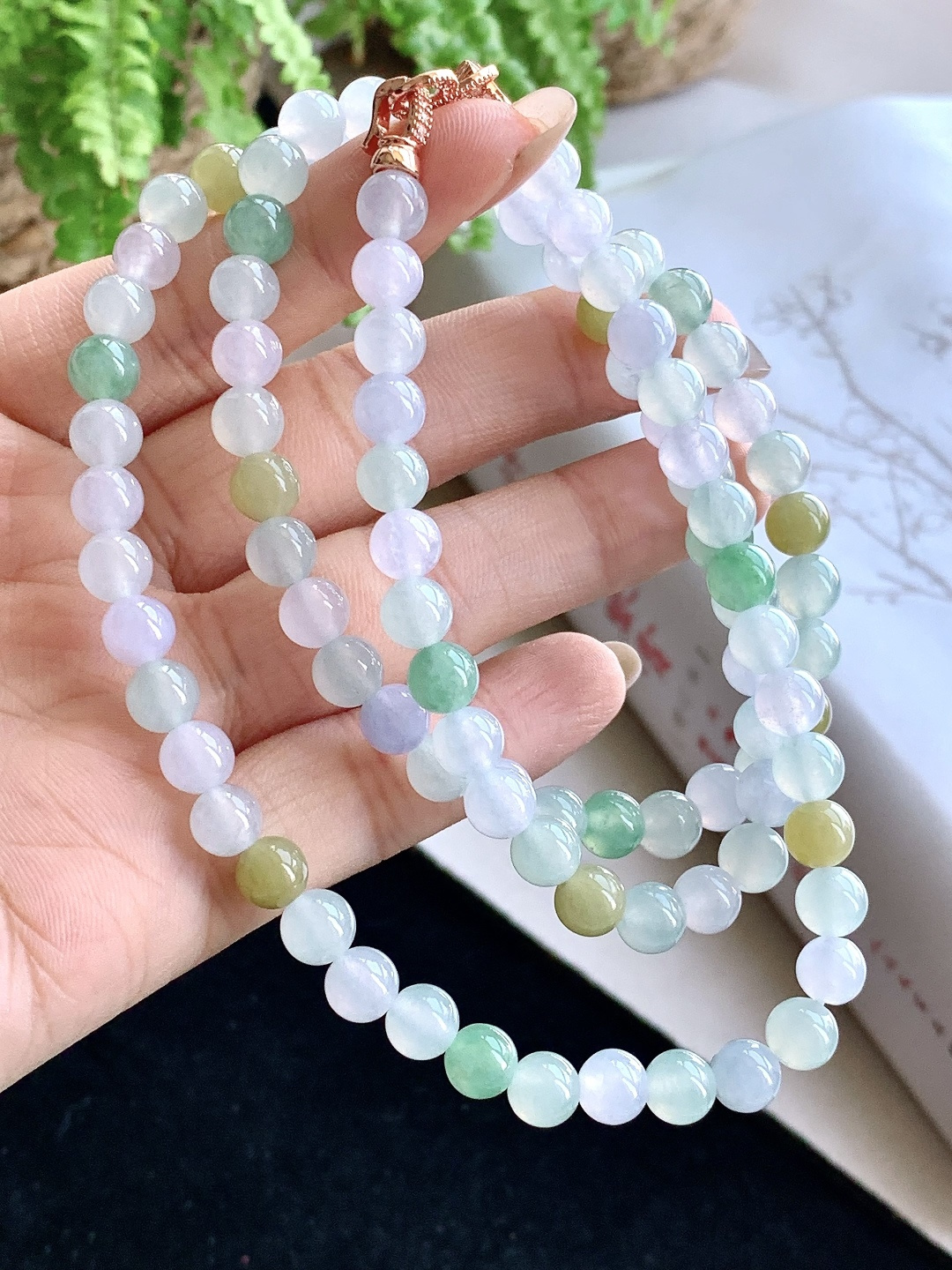 【珠子】️冰多宝珠链圆珠子珠链 【说明】缅甸 性比高 【尺寸】6.6mm，33cm 【重量】51.5克