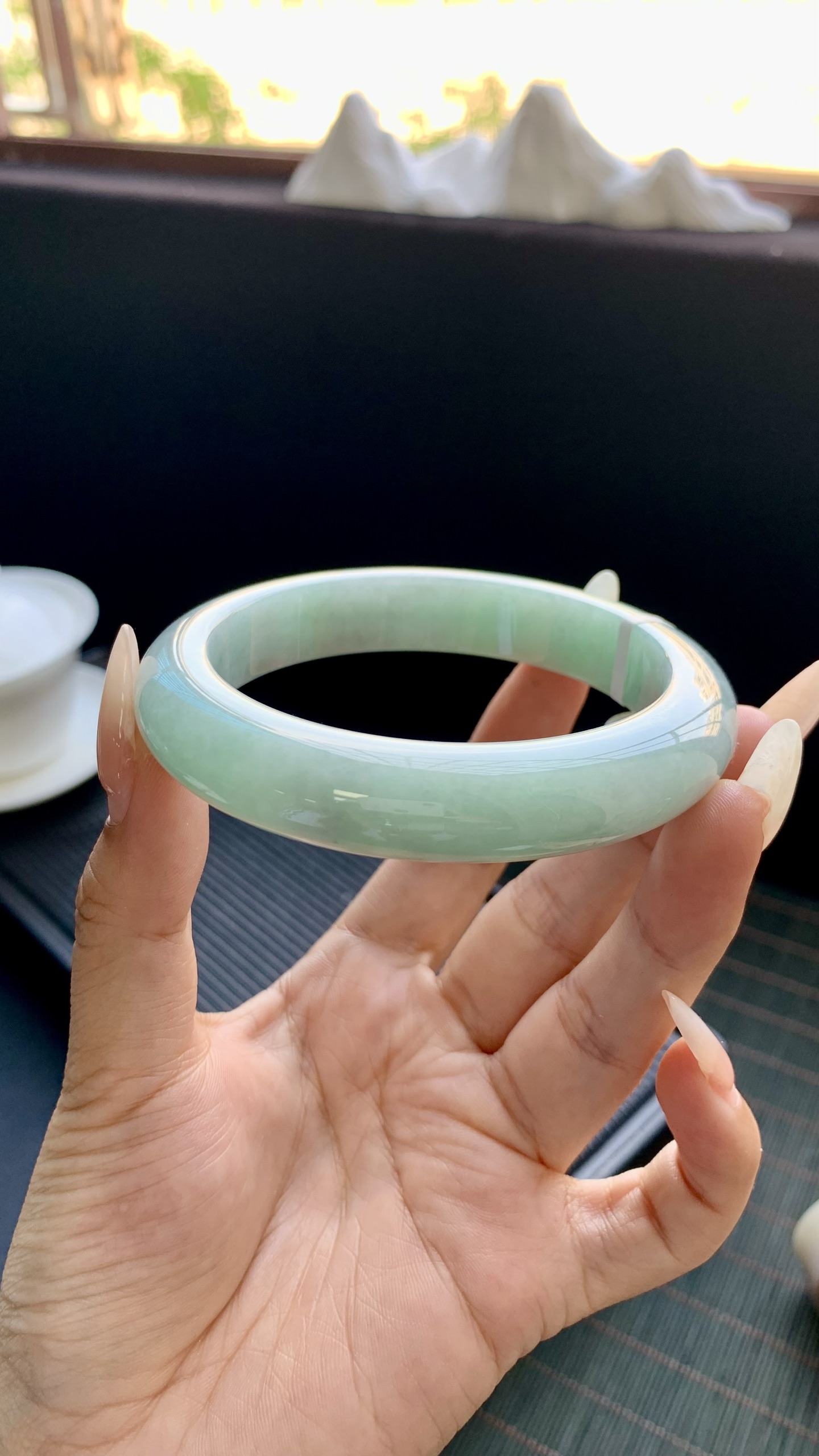 宽版晴绿正圈手镯成品 HYC-1158 尺寸：60-13-10