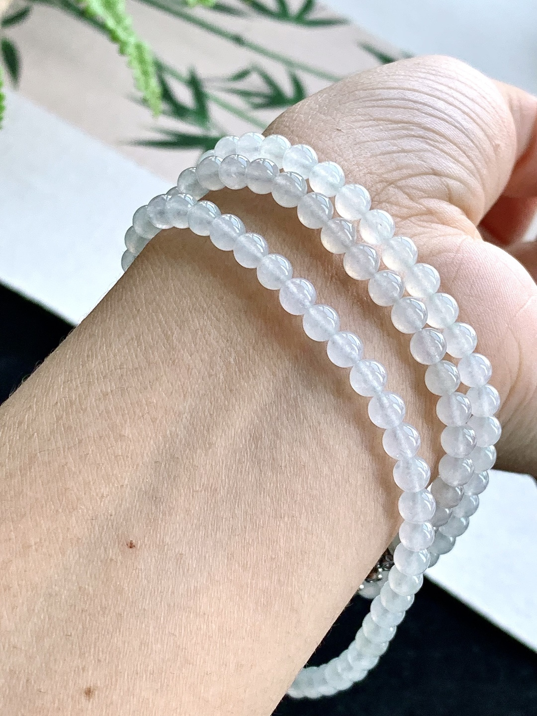 【珠子】️白冰珠链圆珠子珠链 【说明】缅甸 性比高 【尺寸】4.7mm，32cm 【重量】26.7克