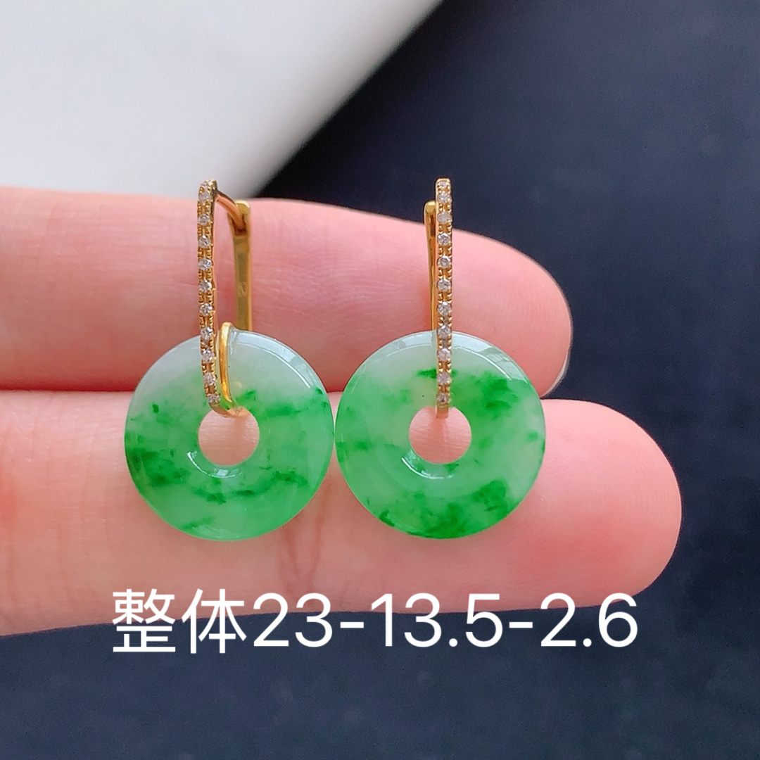 ️ 冰飘绿甜甜圈耳扣 无裂细腻水润 ，佩戴简约大气 货号181007，23-13.5-2.6