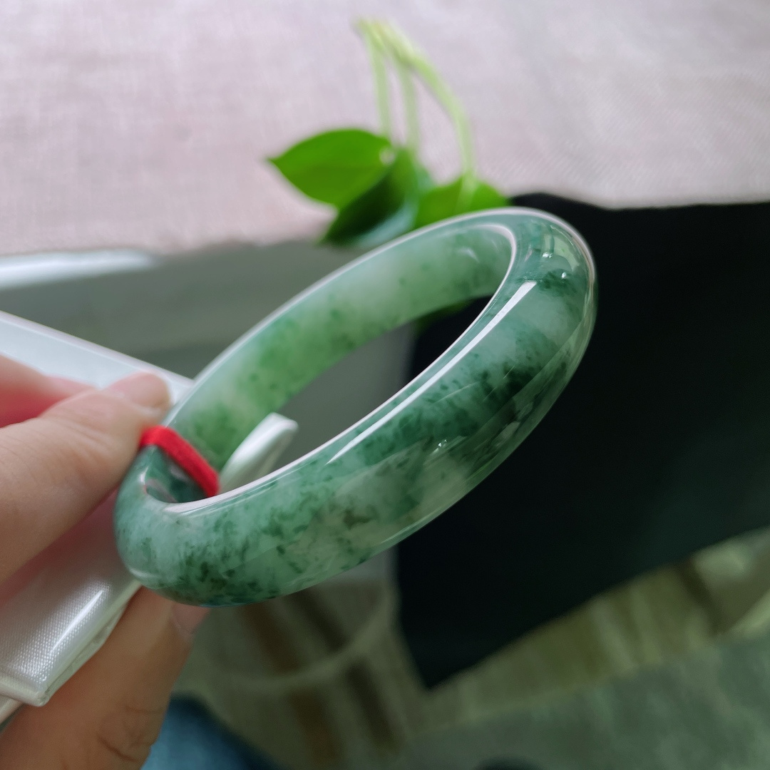 55/12.5/8.1飘花正圈，水润细腻，繁华落尽，沉稳贵气，无裂，ss57400a