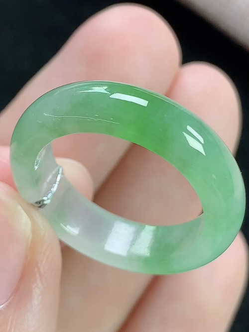 冰飘绿戒指，指环，无裂，内径尺寸17.7-5.5-3.3mm，15号手寸，S08tdy