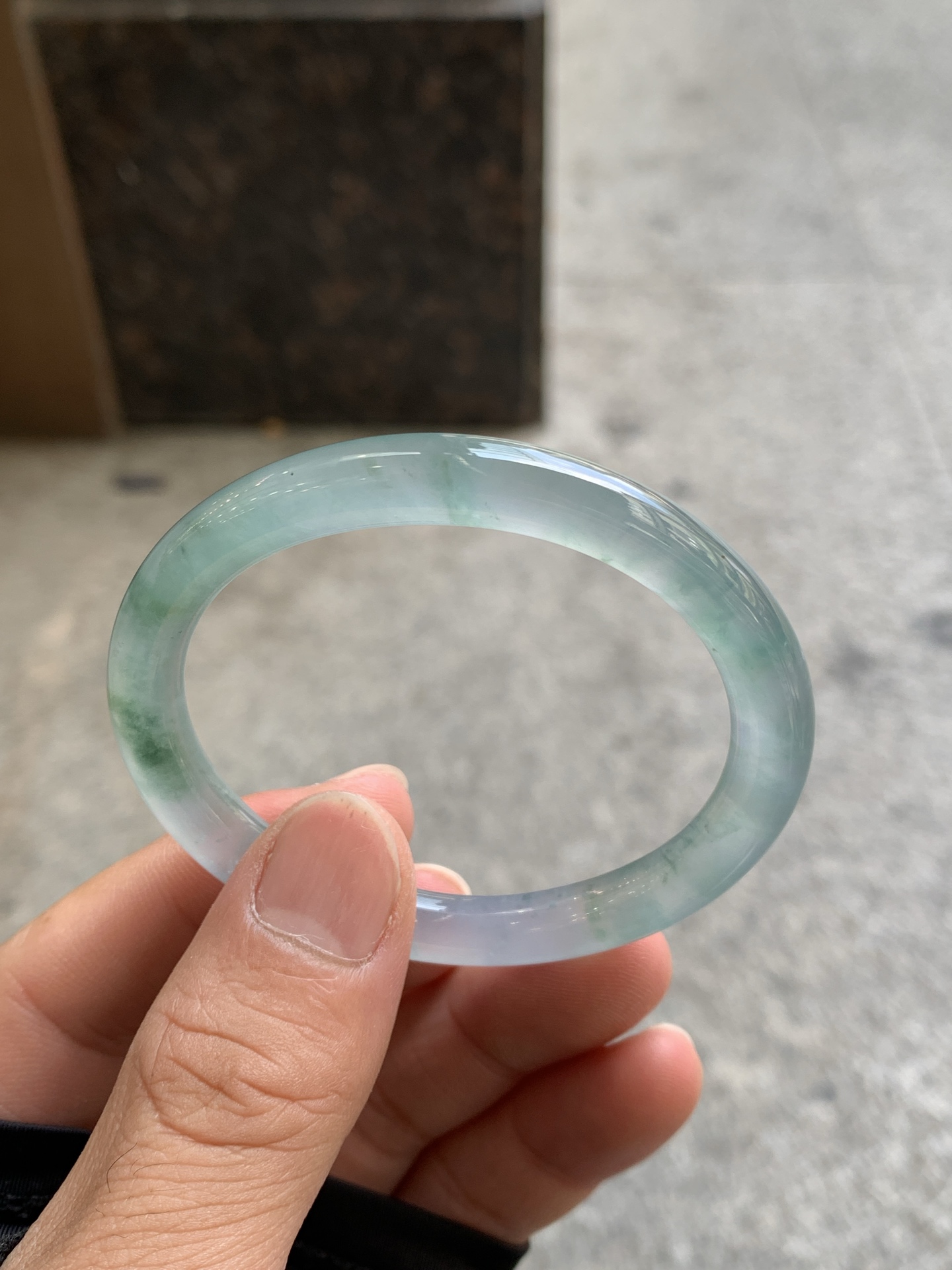 飘花贵妃圆条 53.6-45.2-7.2-7.2 1008-118ML0462 打灯有纹