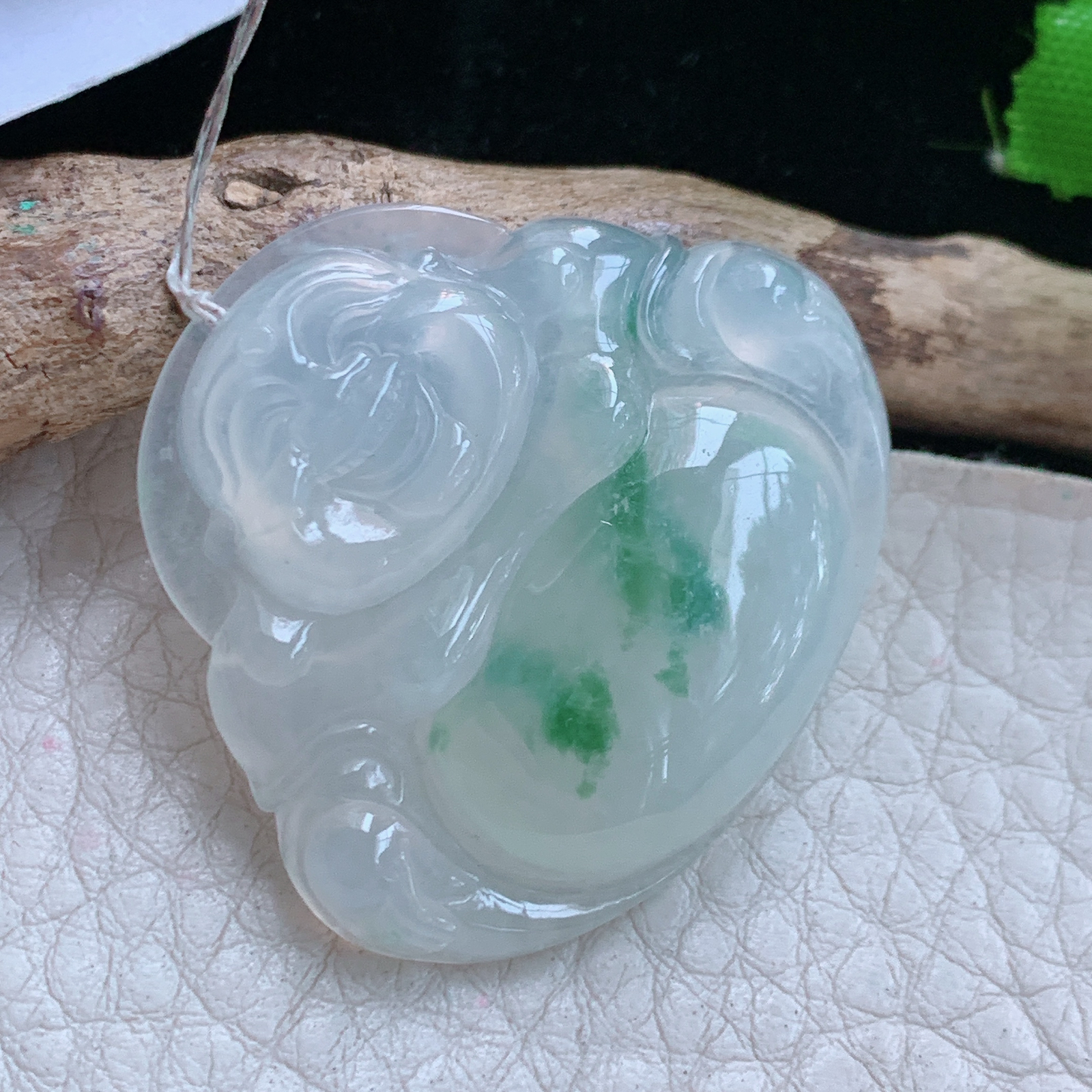 Xqa实拍33*36.5*6.2天然缅甸翡翠冰飘花弥勒佛玉坠大肚佛公玉坠
