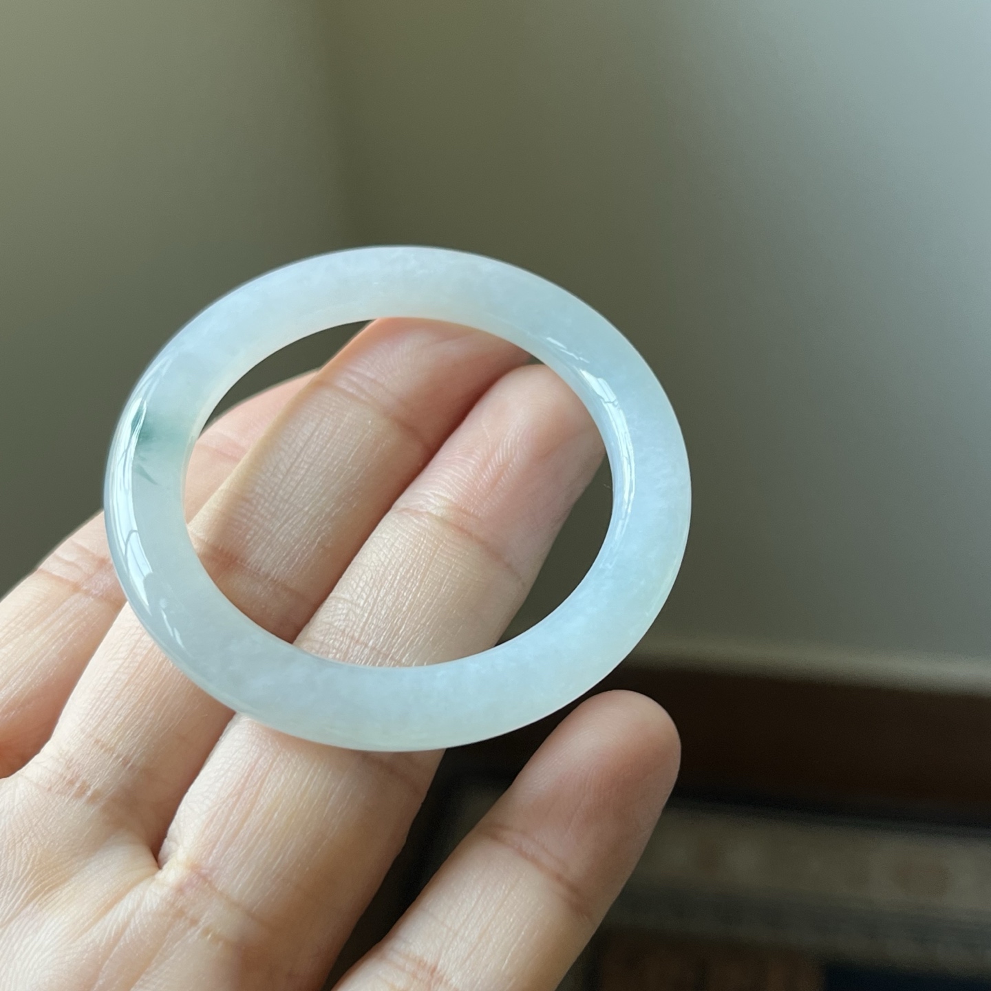 冰种飘花童镯，宝宝手镯，种水好，冰透无裂，内直径40.2，7×6.5，超值