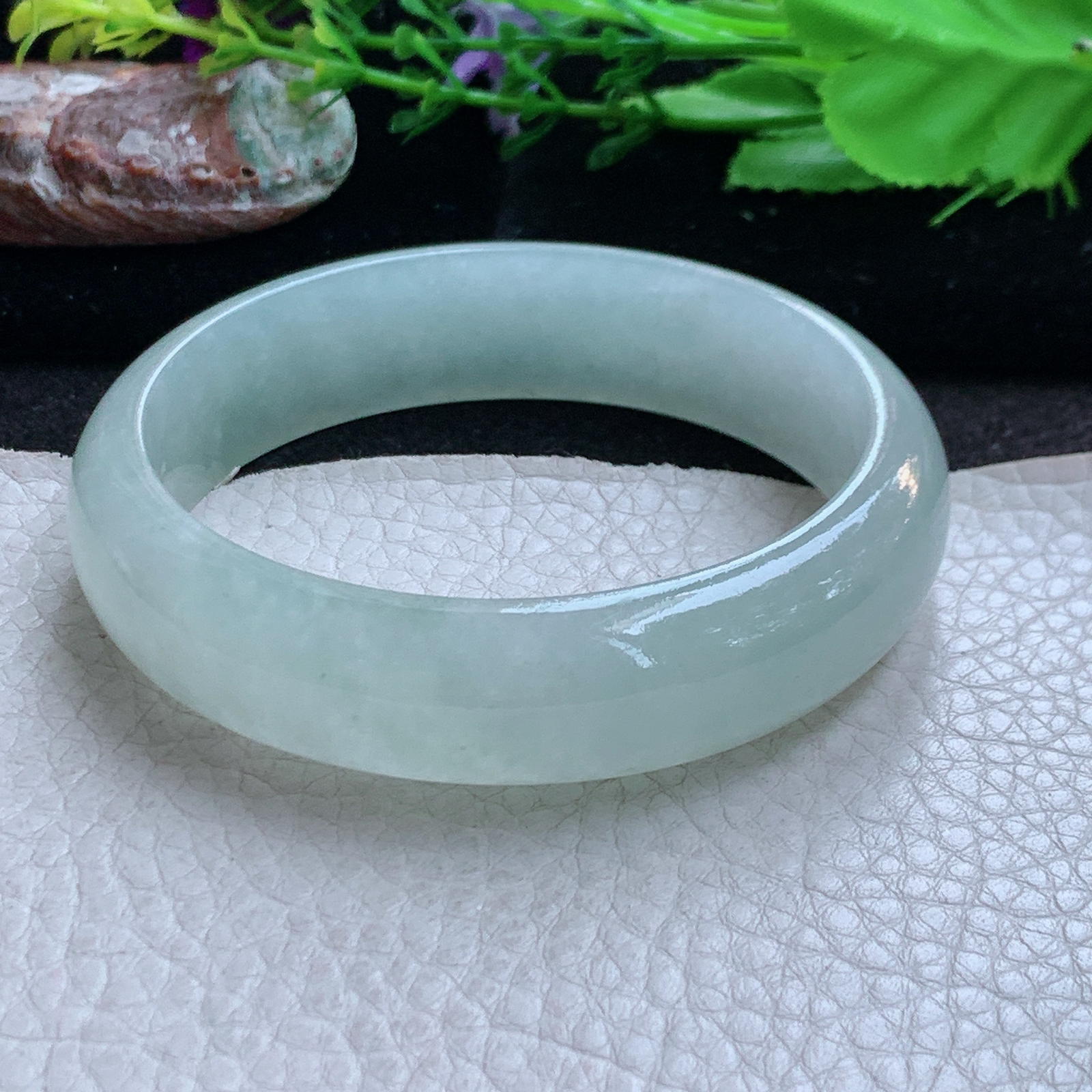 js大圈口60*15.5*7轮胎镯 缅甸翡翠a货玉手镯浅晴底宽边玉手环
