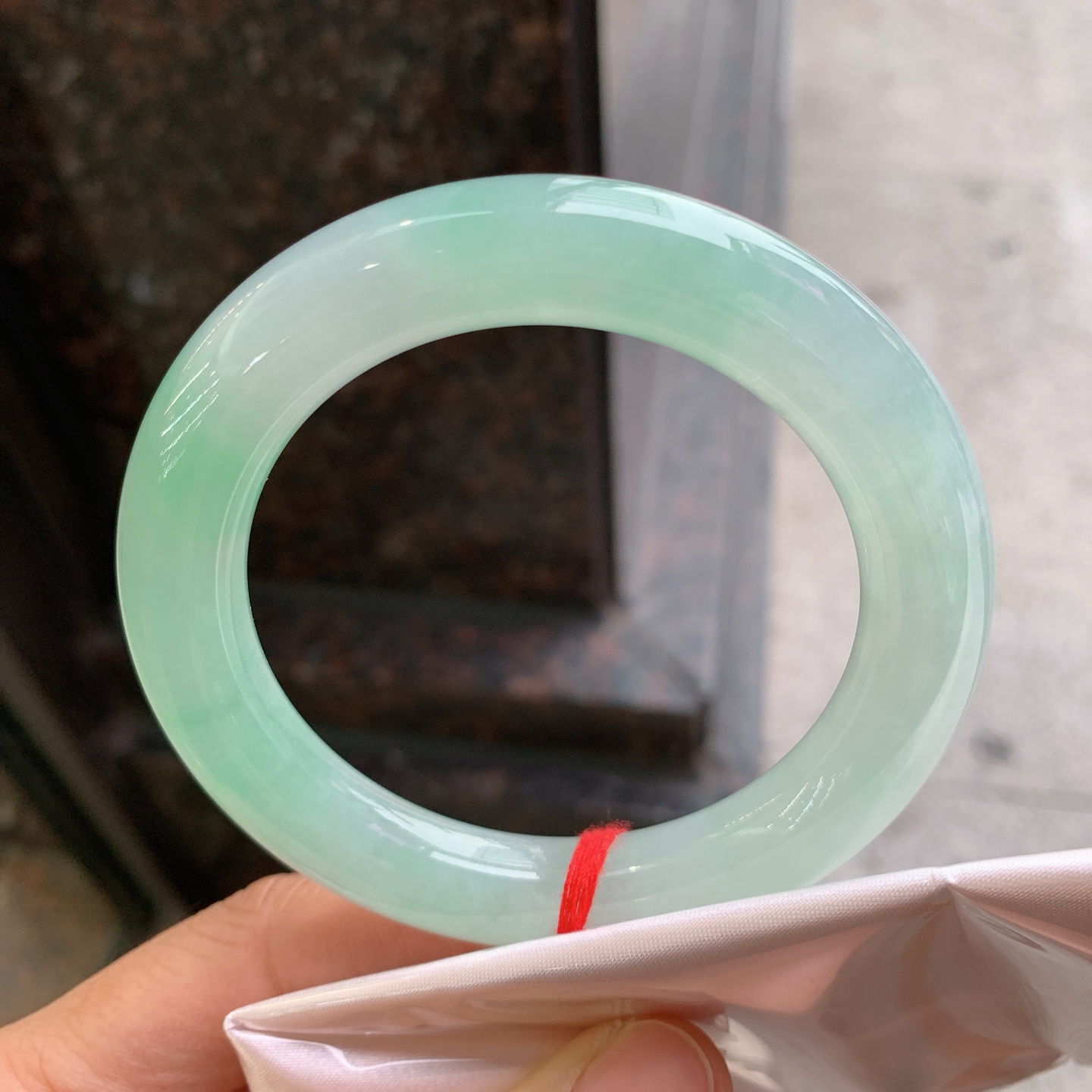 圆条冰飘绿 微纹 尺寸：56.5/11.3 版型好