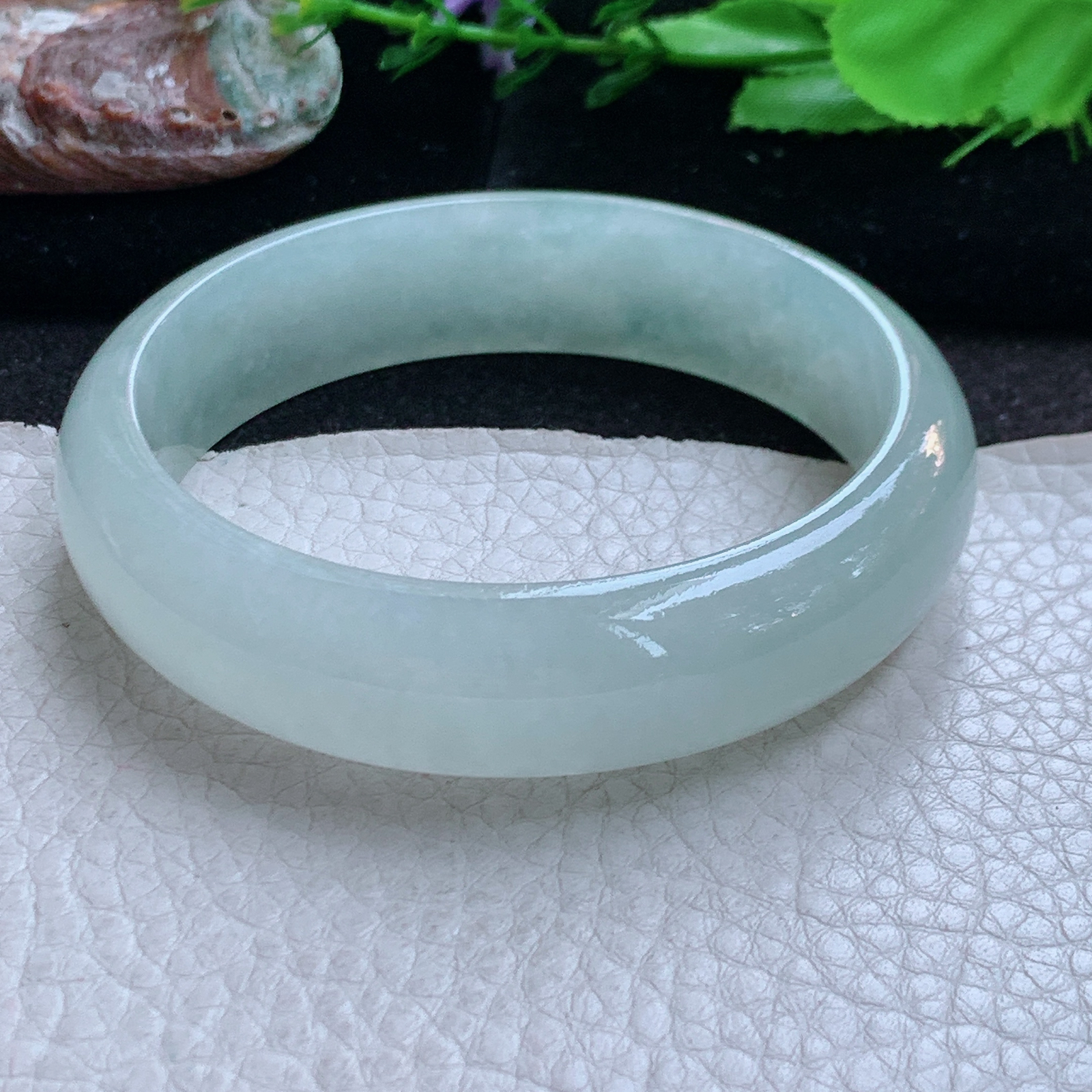 js大圈口60*15.5*7轮胎镯 缅甸翡翠a货玉手镯浅晴底宽边玉手环