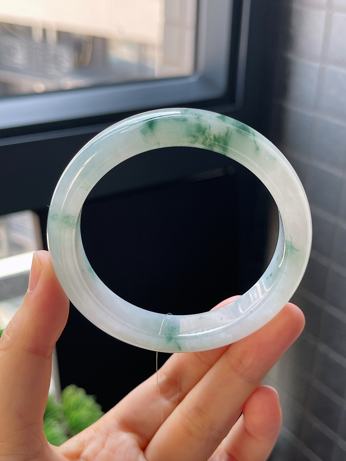 正圈56圈口，翡翠冰糯种飘花手镯