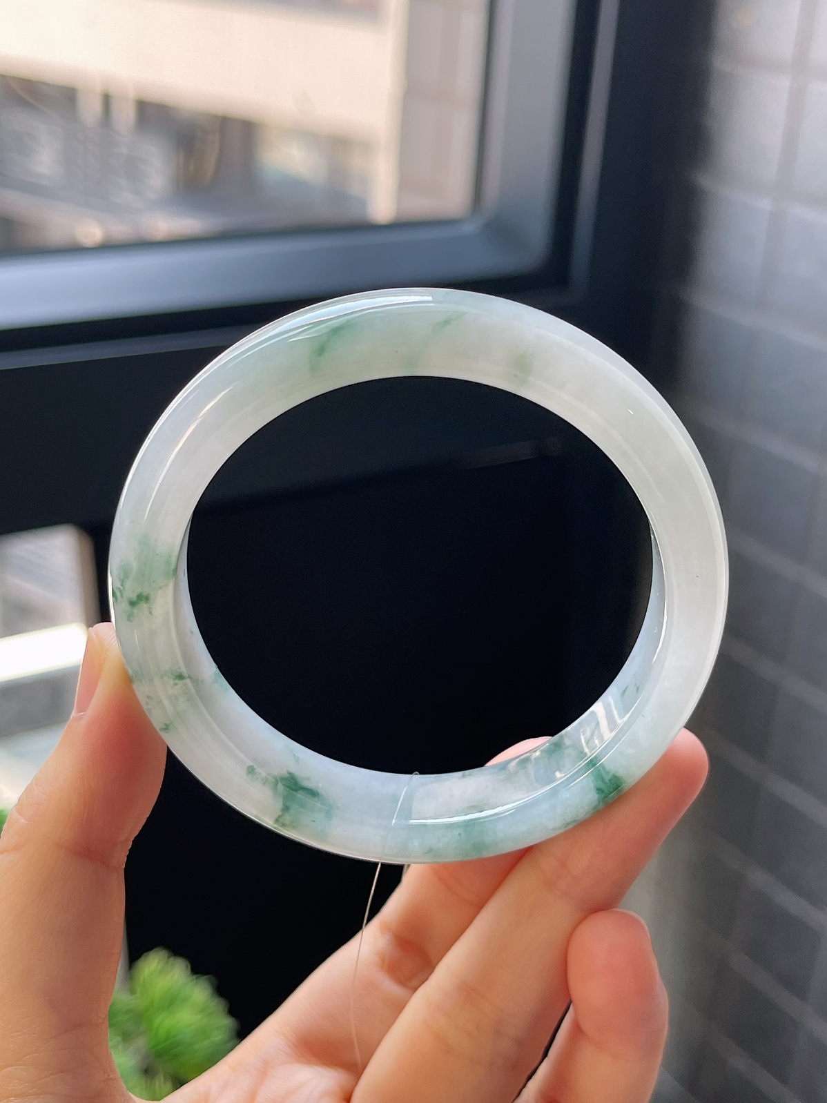 正圈56圈口，翡翠冰糯种飘花手镯