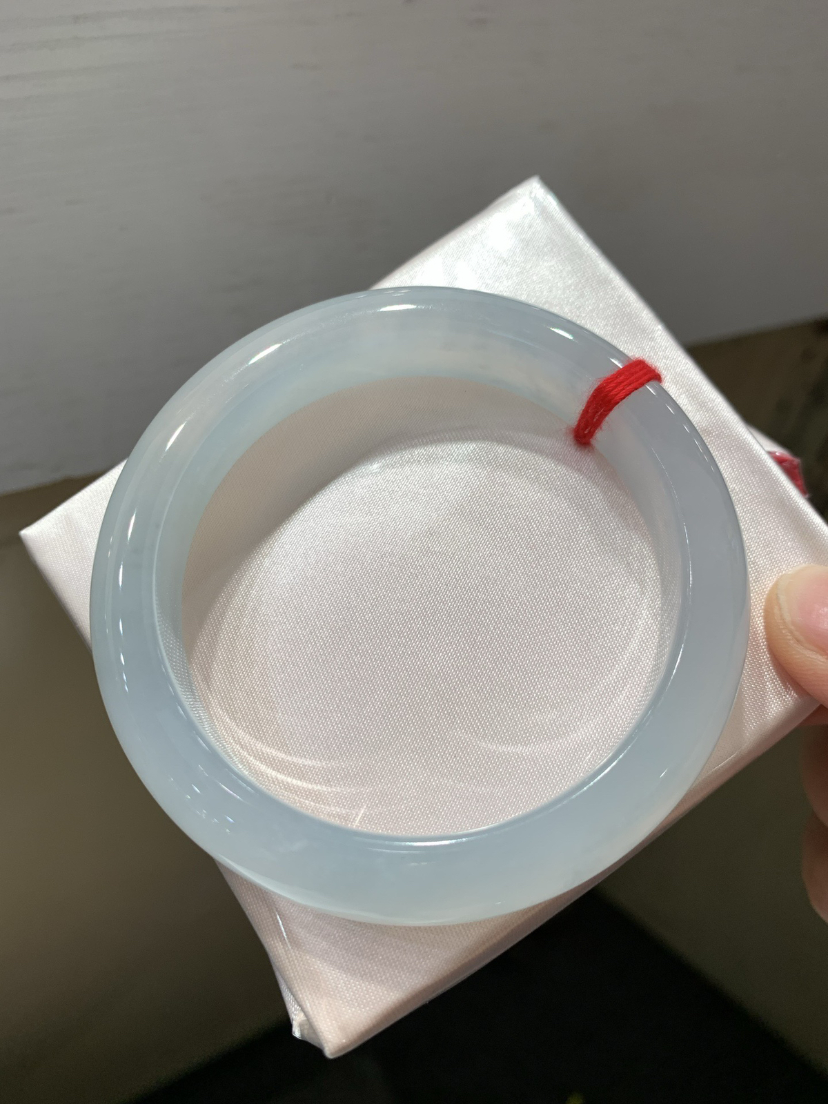 尺寸57.1/12.3/8.7，冰种手镯
种好水足