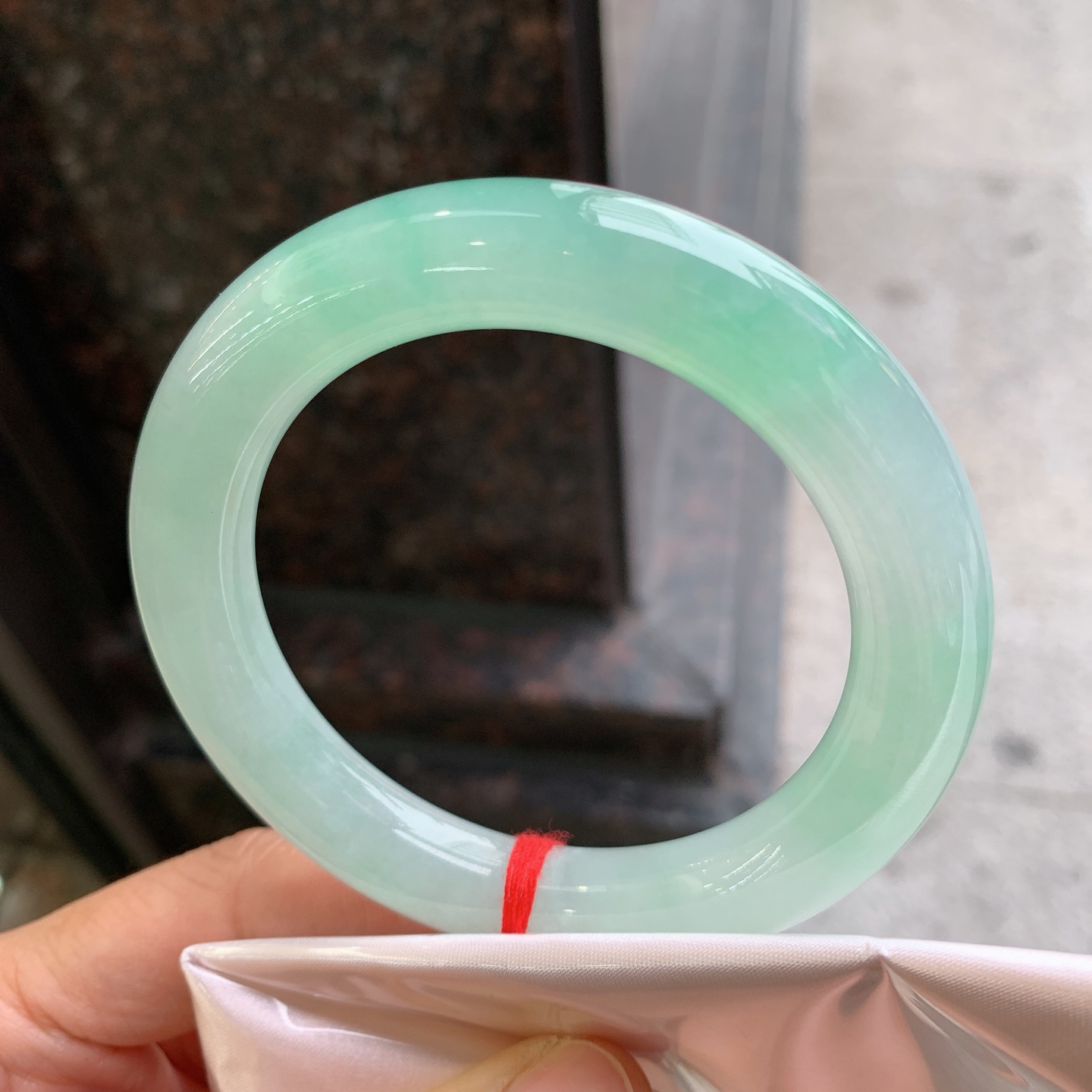 圆条冰飘绿 微纹 尺寸：56.5/11.3 版型好