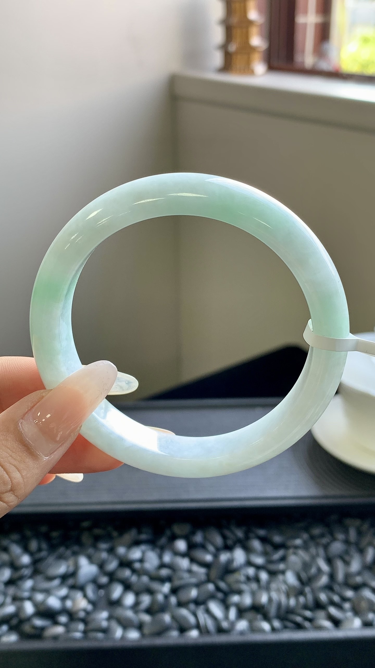 飘绿正圈手镯成品 HYY-6116 尺寸：56.5-12-8