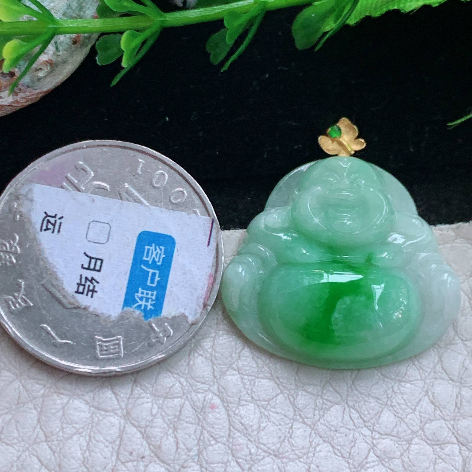 Axm实拍27*24.8*6.8天然缅甸翡翠飘阳绿佛公小吊坠