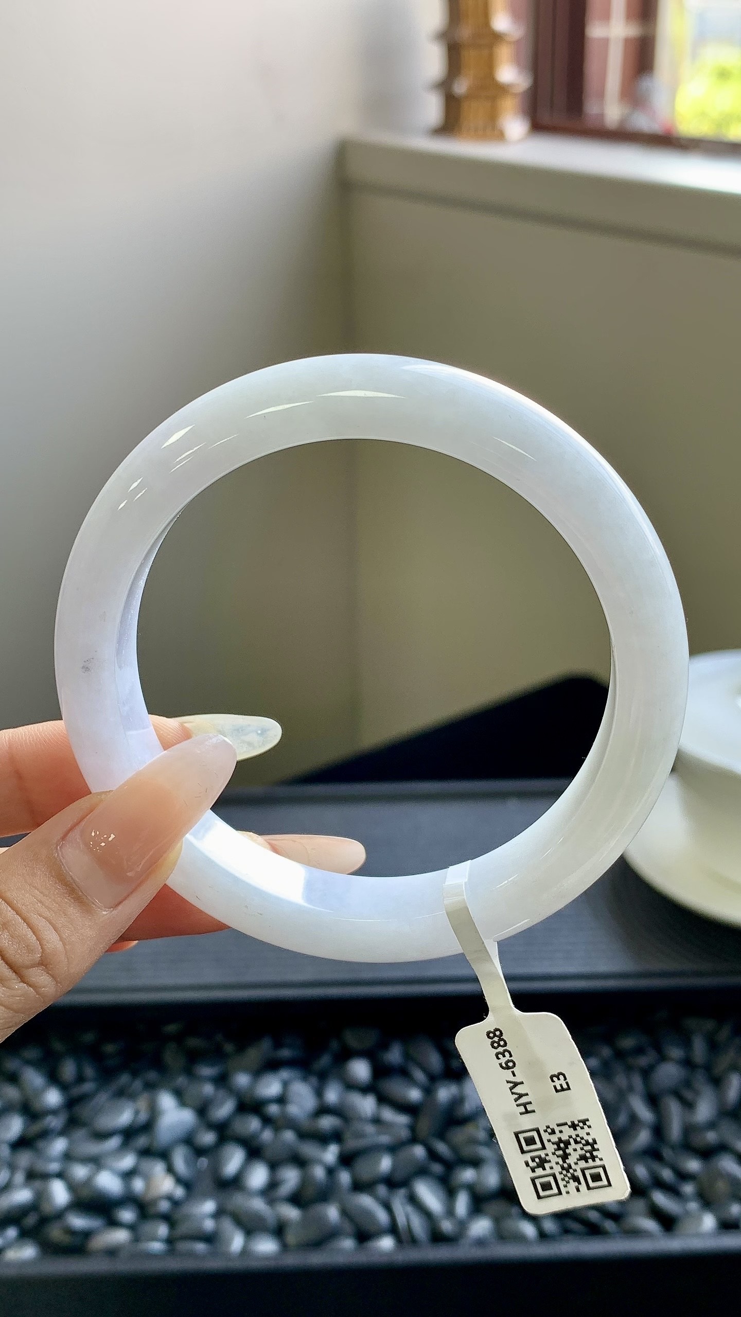 大圈口淡紫底正圈手镯成品 HYY-6388 尺寸：61-12-9