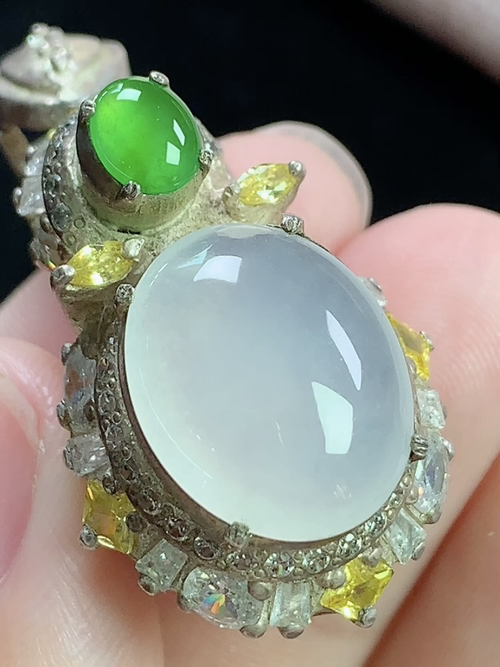 冰种大蛋面，戒面，无裂，尺寸16-12.8-3.0mm，S10Ls