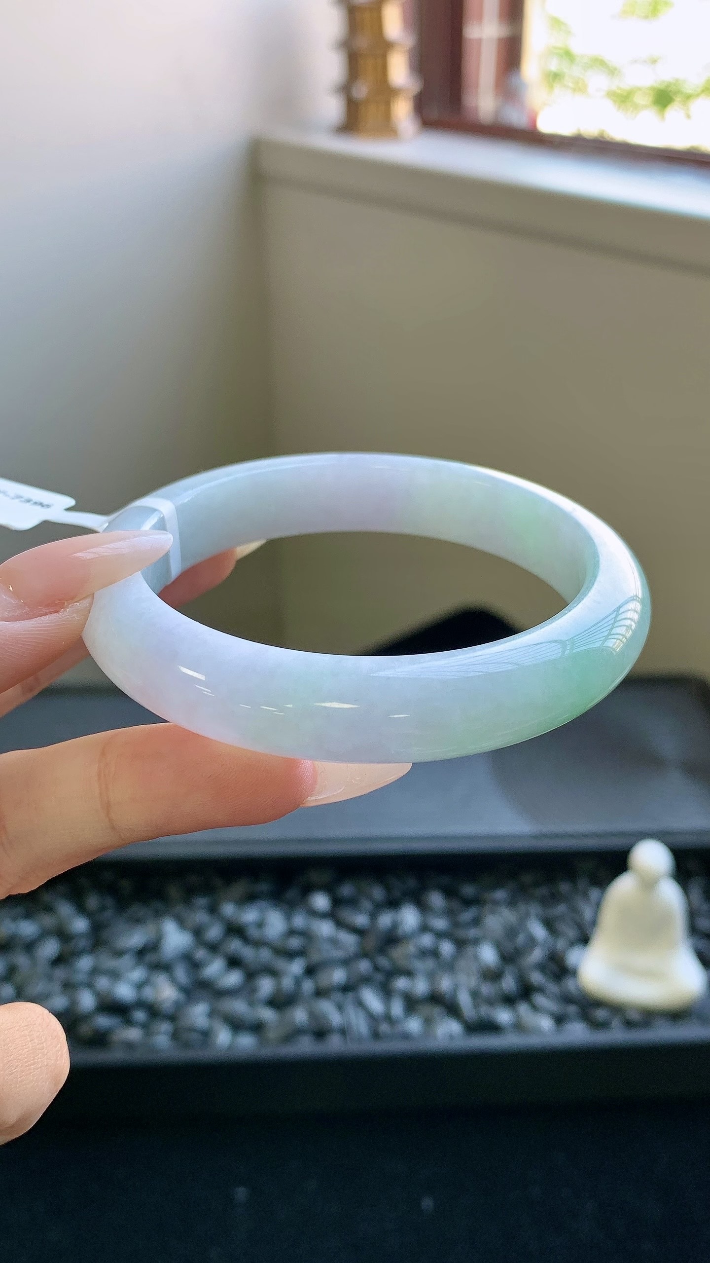 淡春彩正圈手镯成品 HYY-7396 尺寸：58-12-9