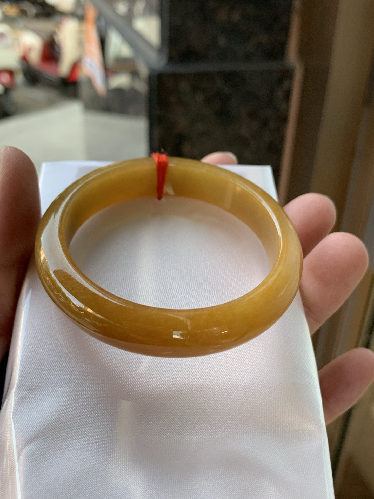满黄翡正圈 55.6-13-8.0 1010-489-46 无裂