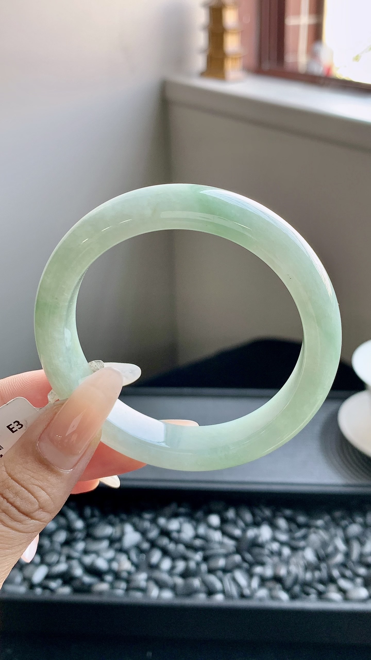 飘绿正圈手镯成品 HY-9004 尺寸：54-12-8.5