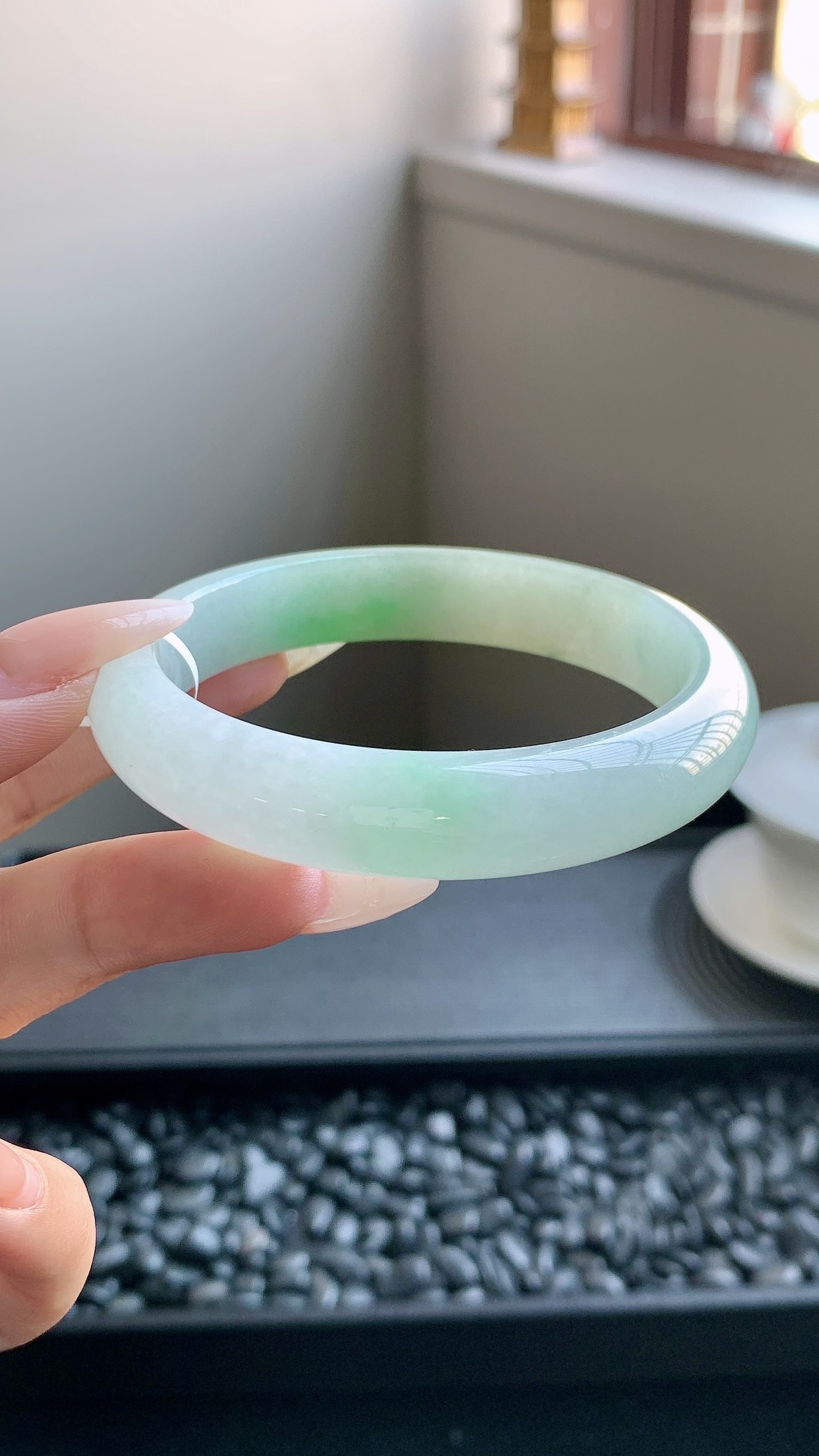 飘绿正圈手镯成品 HYY-9675 尺寸：57-12-8