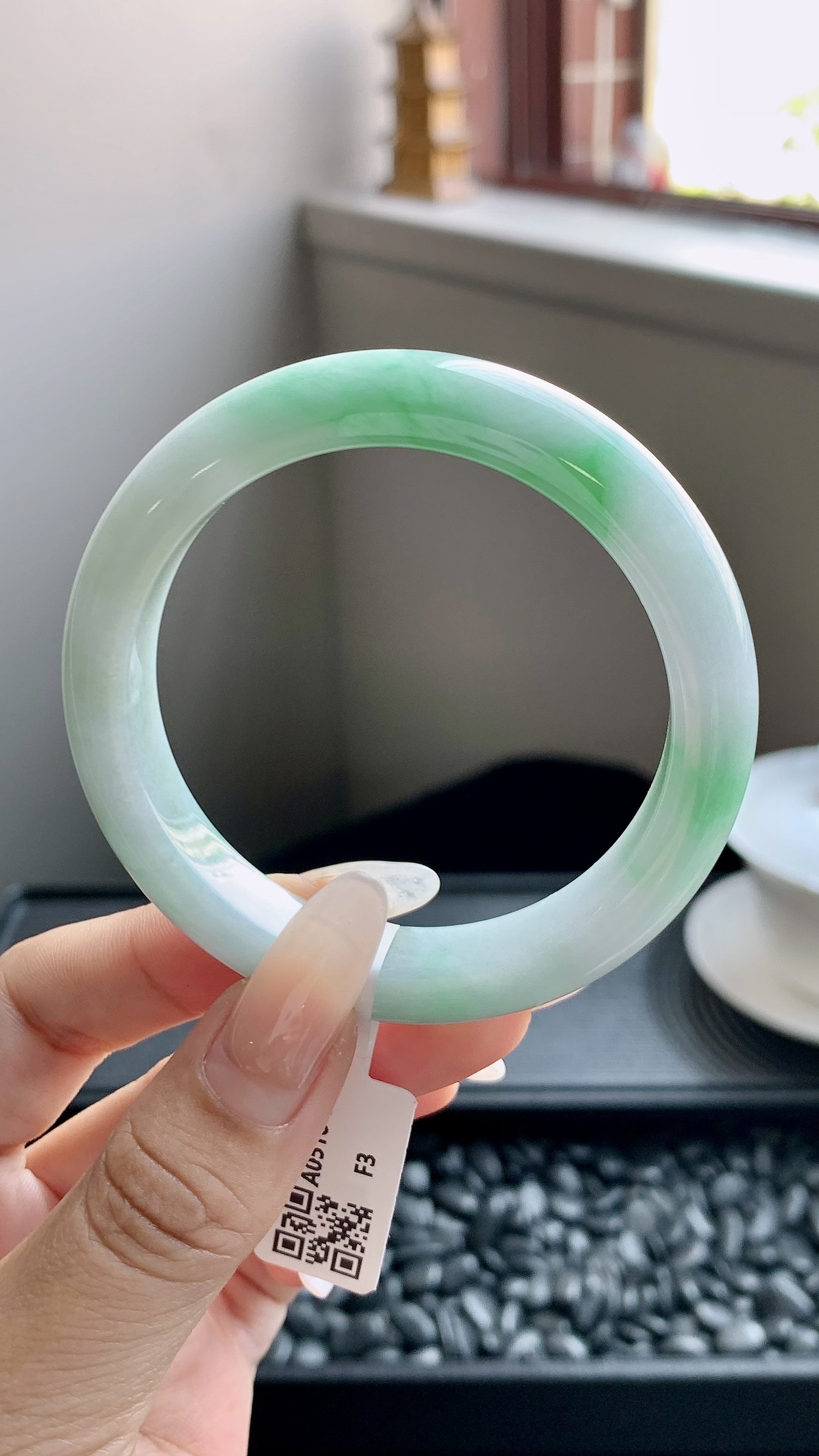 飘绿花白底青正圈手镯成品 A0516-5 尺寸：52-11-8