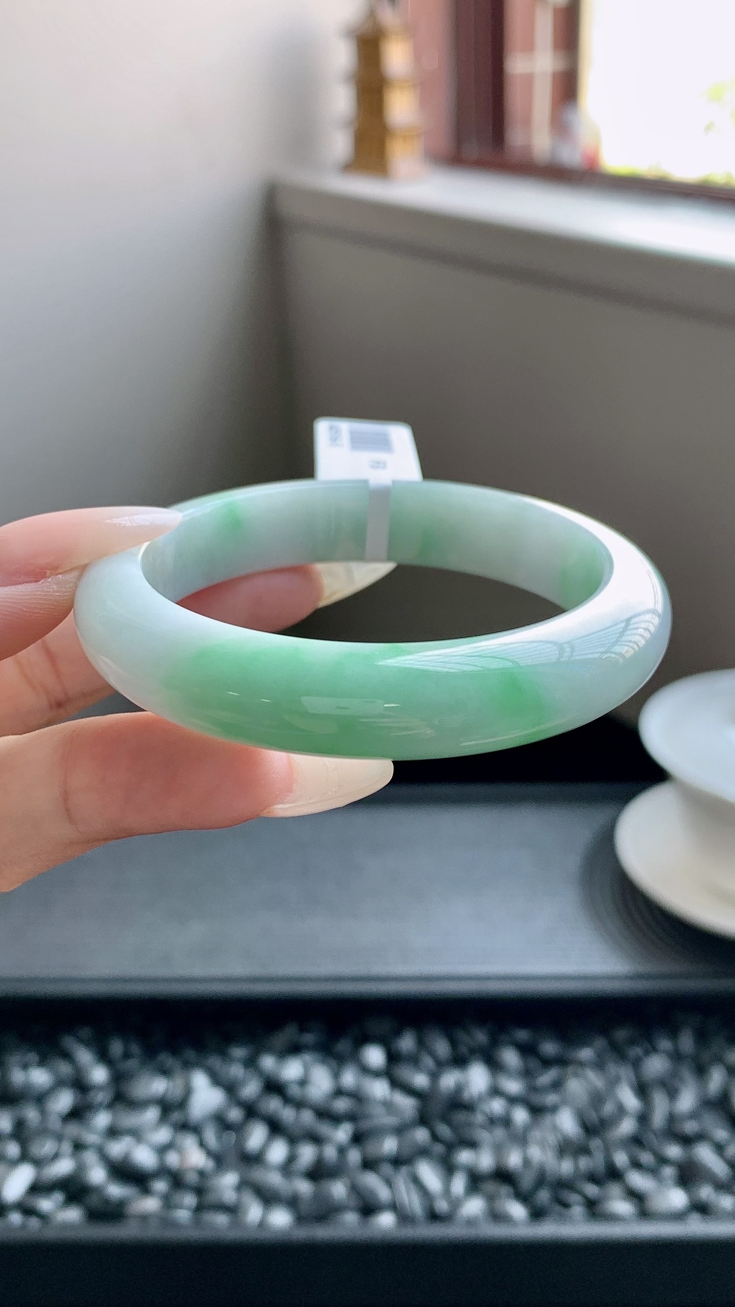 飘绿花白底青正圈手镯成品 A0516-5 尺寸：52-11-8