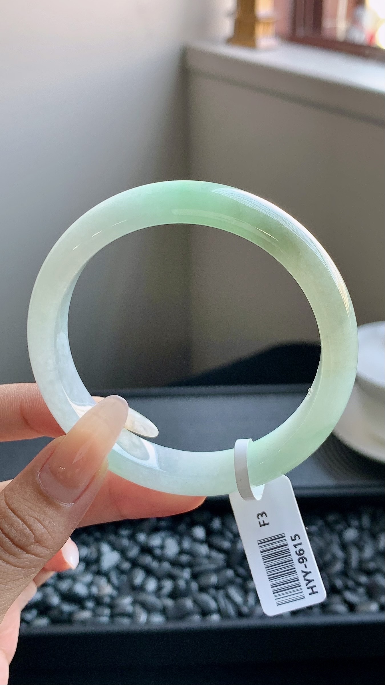 飘绿正圈手镯成品 HYY-9675 尺寸：57-12-8