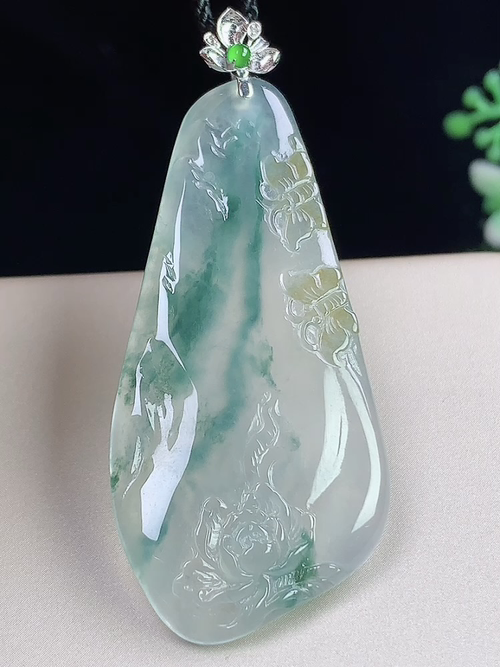 18k金镶冰飘双彩鸟语花香，无裂，尺寸52-23.8-4.4mm，S11lwh6
