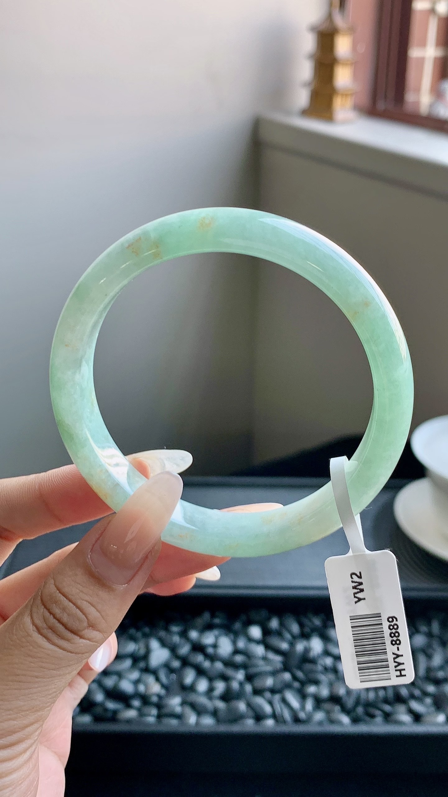 果绿洒金正圈手镯成品 HYY-8889 尺寸：60-12.5-8