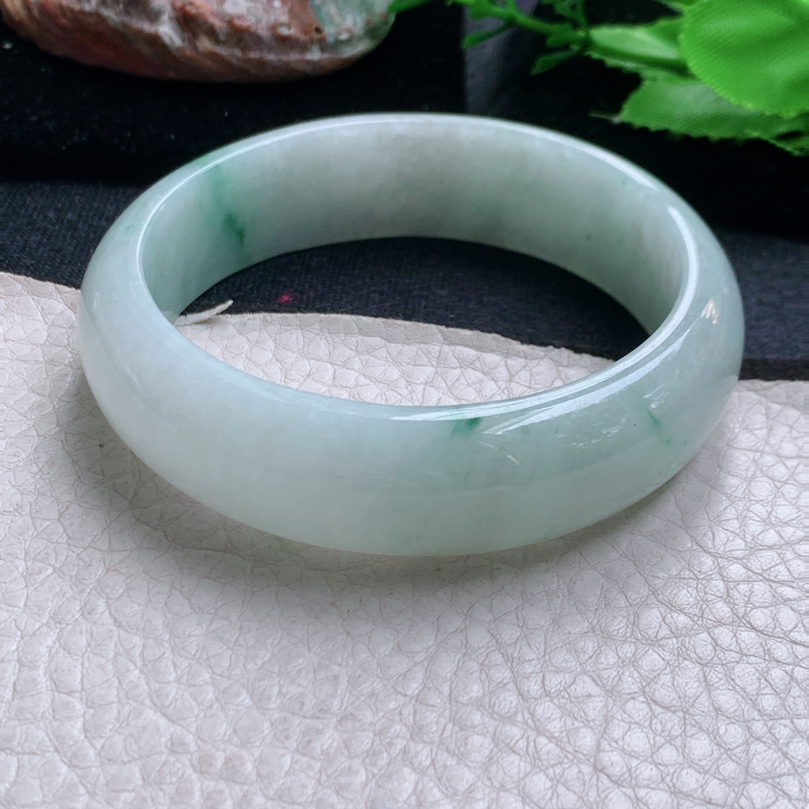 hy实拍58.5*17*7.8轮胎镯 缅甸翡翠a货玉手镯飘花宽边玉手环