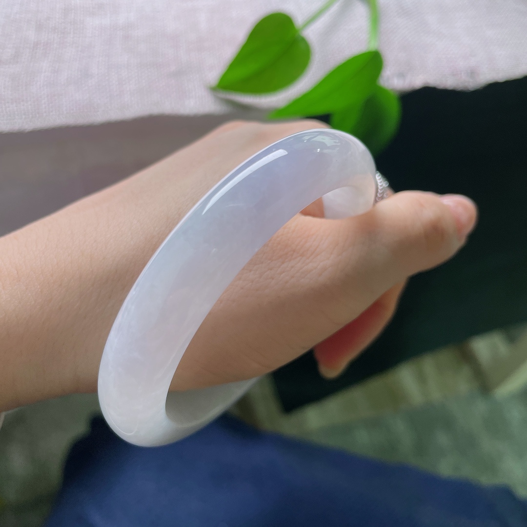 59.5/12.1/8.5，正圈，晶体纹，干净柔和的淡紫底色，清雅温柔，简约大方，上手自带朦胧浪漫的氛围感。ss57800a