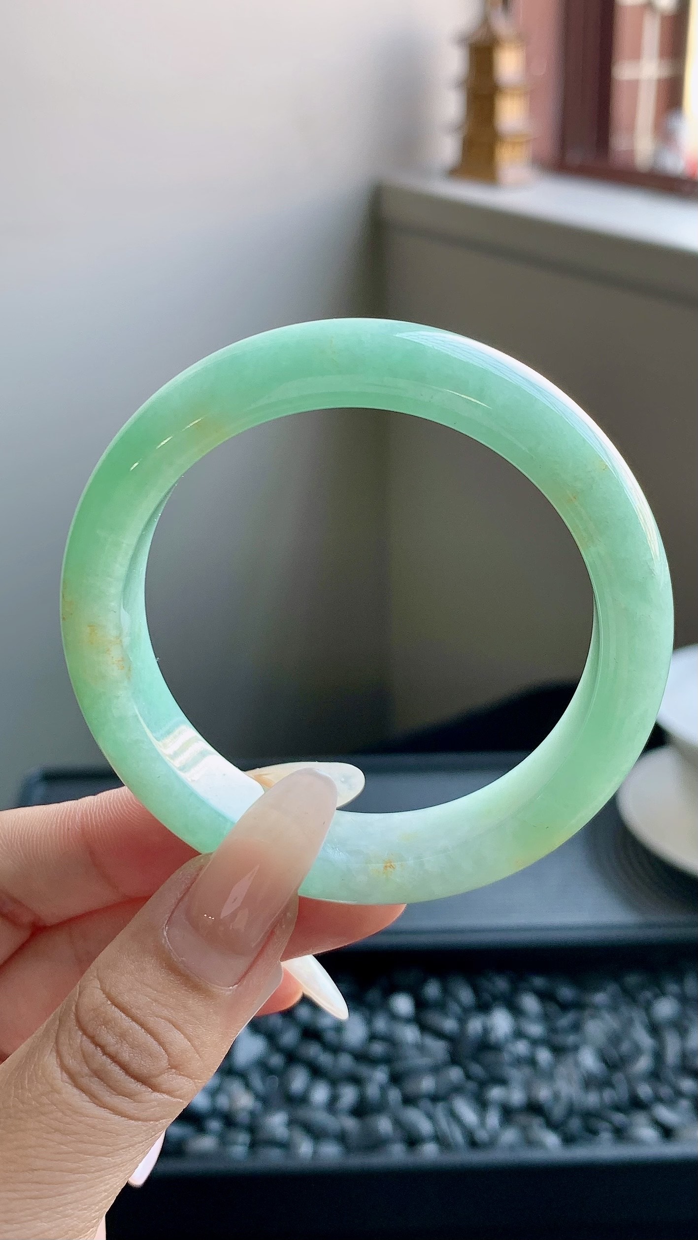 果绿洒金正圈手镯成品 HYY-8297 尺寸：52-12-8