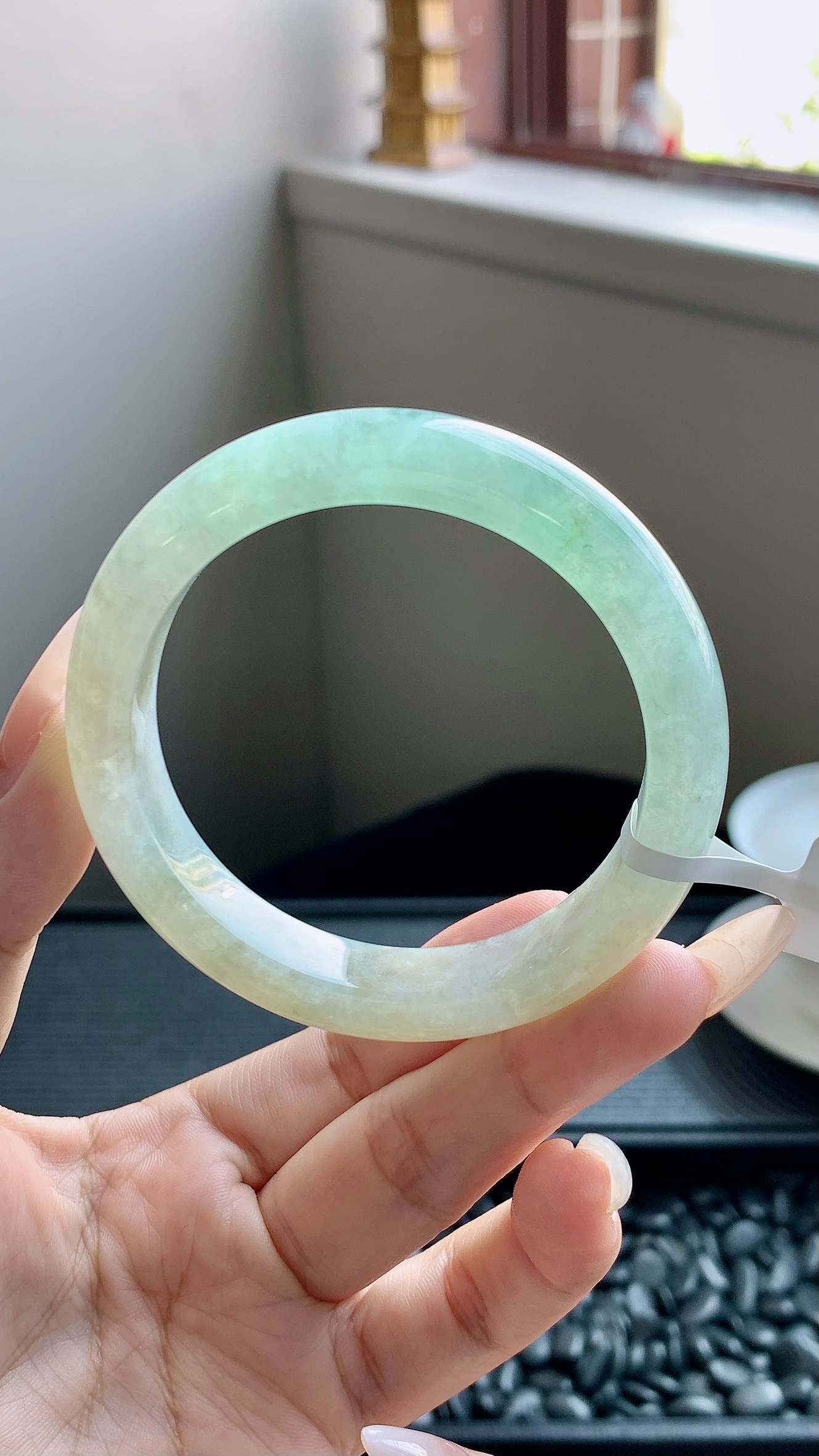 冰黄加绿正圈手镯成品（微瑕） B072-8 尺寸：54-12-8.5