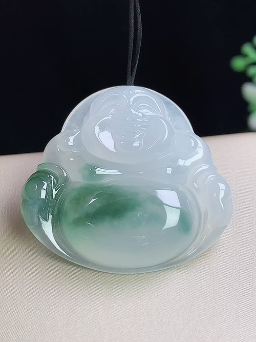 冰飘花佛公，无裂，尺寸28.8-31.8-6.2mm，S11xdg